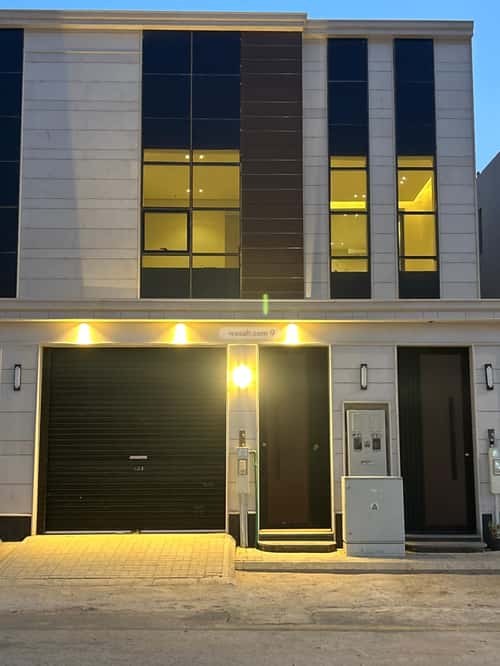 Villa 207.75 SQM Facing East with 5 Bedrooms Al-Janadriyah, East Riyadh, Riyadh