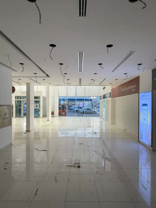 Showroom for Rent West An-Naseem, East Riyadh, Riyadh