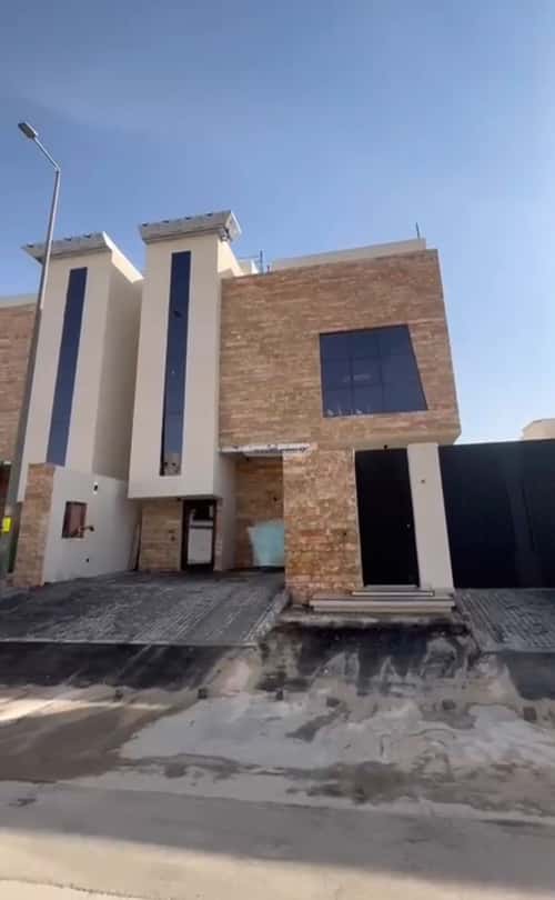 Floor 225 SQM with 6 Bedrooms Bader, South Riyadh, Riyadh