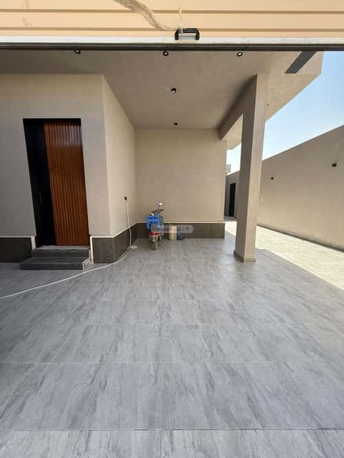 Villa 310 SQM Facing East on 20m Width Street Ar-Rimal, East Riyadh, Riyadh