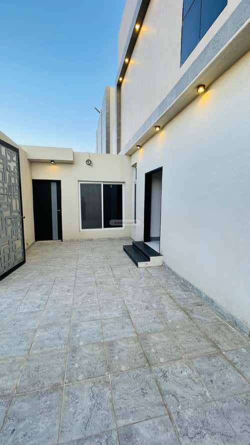 Villa 300 SQM Facing East on 15m Width Street The Diriyah, Khamis Mushait