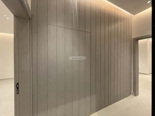 Floor 195.81 SQM with 5 Bedrooms Al-Janadriyah, East Riyadh, Riyadh