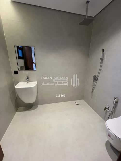 Apartment with 4 Bedrooms Al Fakhriyah, Eanizah