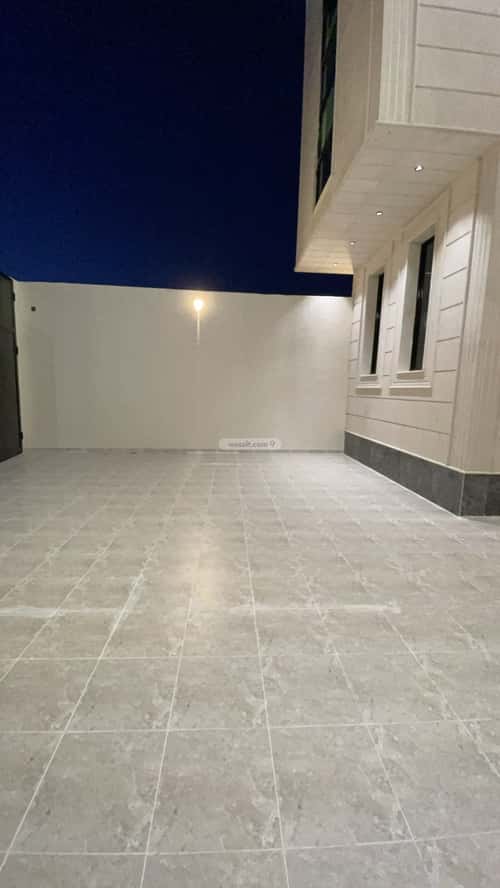 Villa 360.38 SQM Facing North on 15m Width Street Hay Al-Sulimaniyah, Alttayif