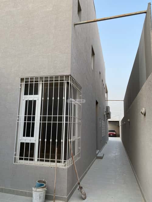 Villa 400 SQM Facing East with 9 Bedrooms Al Aroobah, Aldammam
