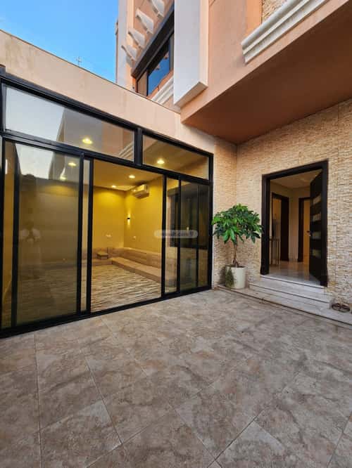 Villa 260 SQM Facing North on 15m Width Street Al Alo'Lo', North Jeddah, Jeddah