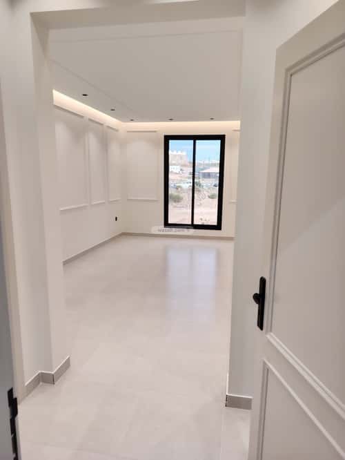 شقة 217 متر مربع ب 8 غرف البديع، أبها