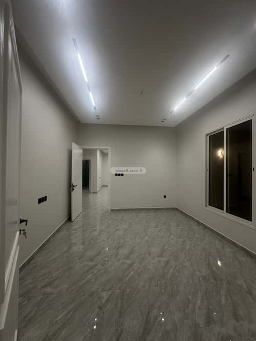 Apartment with 6 Bedrooms Teebh, Aldammam