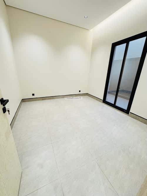 Floor 179.07 SQM with 3 Bedrooms Ar-Rimal, East Riyadh, Riyadh
