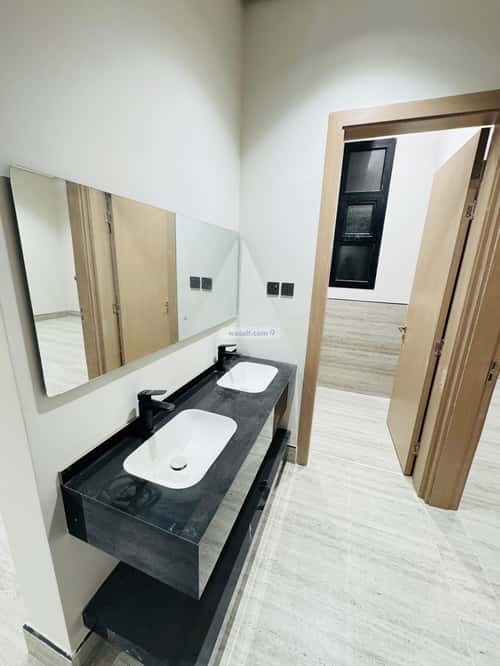 Apartment with 4 Bedrooms Qurtubah, East Riyadh, Riyadh