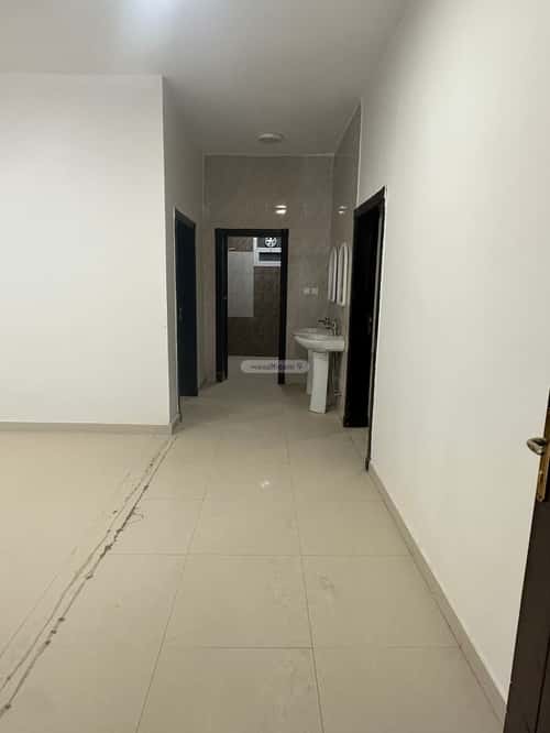 Villa 750 SQM Facing South with 5 Bedrooms Dahiat Namar, West Riyadh, Riyadh