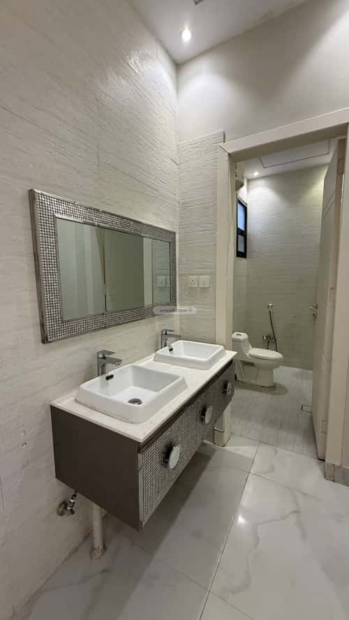 Floor 295 SQM with 6 Bedrooms Ar-Rimal, East Riyadh, Riyadh