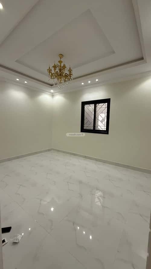 Floor 295 SQM with 6 Bedrooms Ar-Rimal, East Riyadh, Riyadh