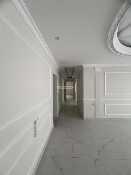 Apartment with 5 Bedrooms Al Shooalah, Aldammam
