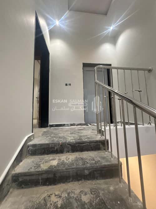 Floor 153.33 SQM with 5 Bedrooms Al-Awaly, West Riyadh, Riyadh
