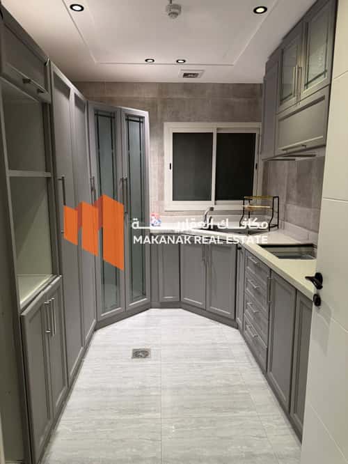 Apartment with 3 Bedrooms Al Hammraa, Khobar