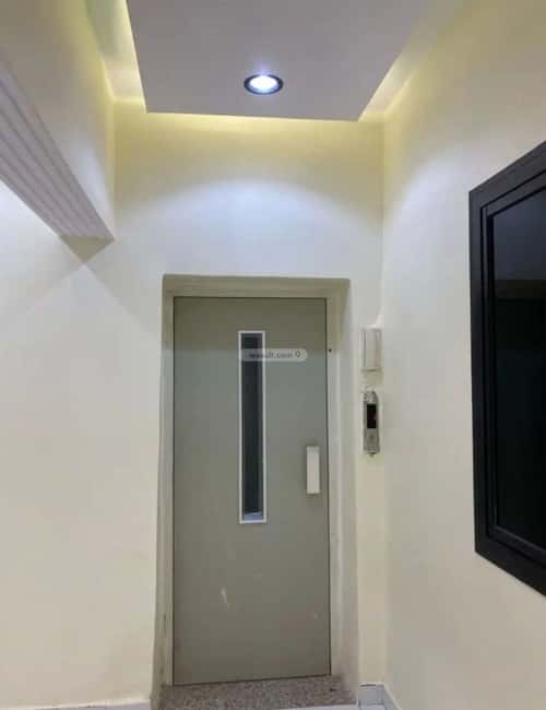 Building 400 SQM with 3 Floors Facing South Al Safa, North Jeddah, Jeddah