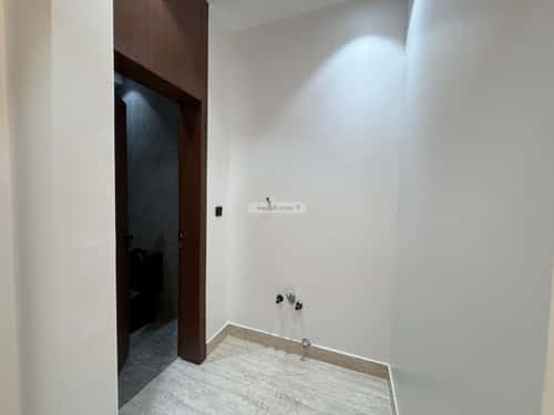Apartment with 4 Bedrooms Al-Muanisiyah, East Riyadh, Riyadh