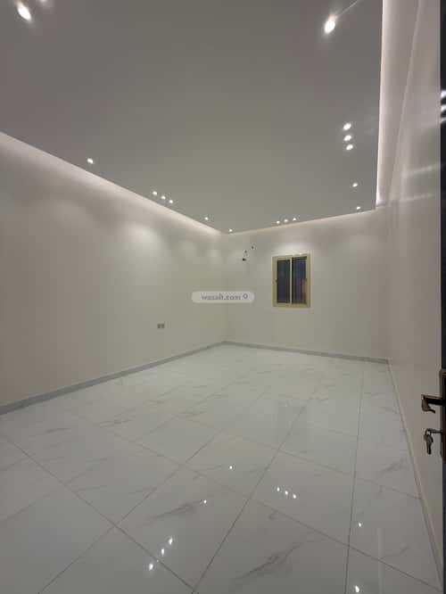 فيلا 310.49 متر مربع شرقية على شارع 15م القهيب، الطائف