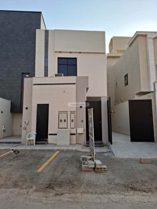 دور 168.97 متر مربع ب 4 غرف القادسية، شرق الرياض، الرياض