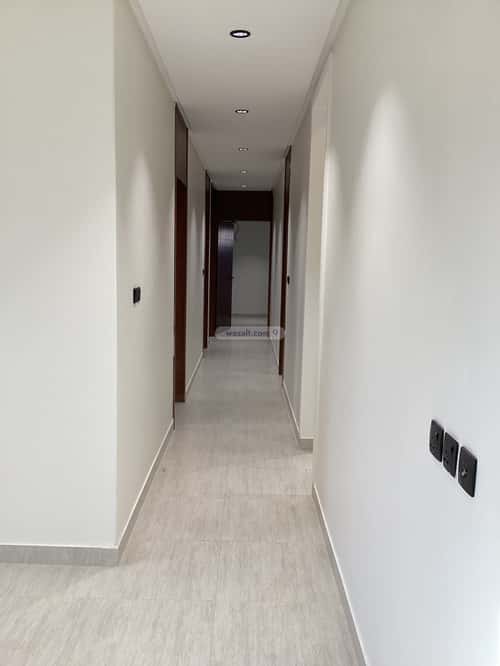 شقة ب 5 غرف المعلاة، أحد رفيدة