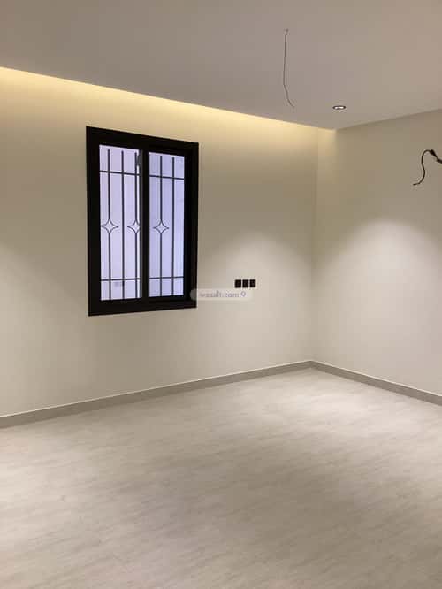 شقة ب 5 غرف المعلاة، أحد رفيدة