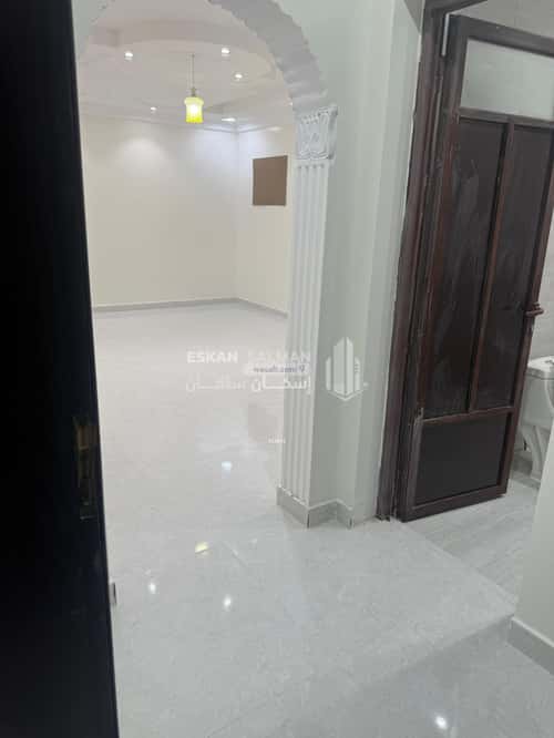 Floor 518 SQM with 7 Bedrooms King Fahad Dist, Aldammam