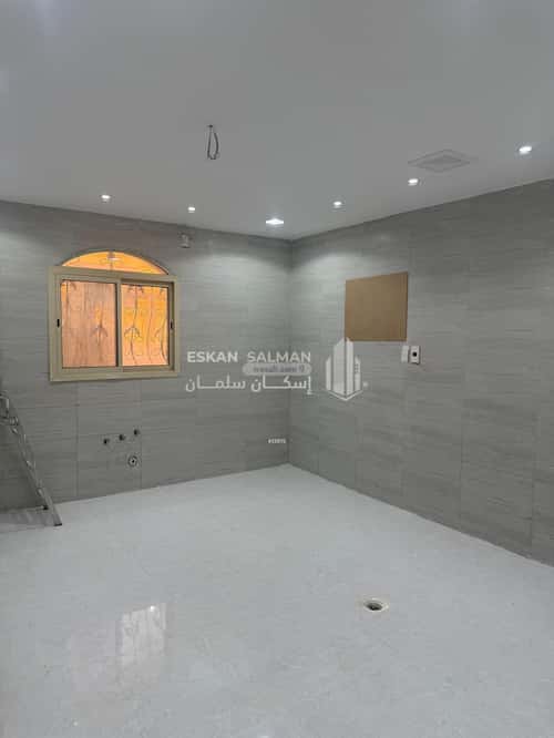 Floor 518 SQM with 7 Bedrooms King Fahad Dist, Aldammam