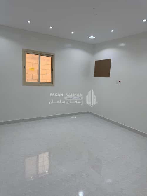 دور 518 متر مربع ب 7 غرف ضاحية الملك فهد، الدمام