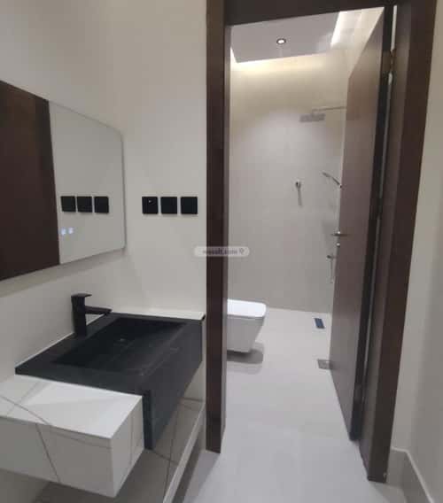 فيلا 518.3 متر مربع جنوبية شرقية على شارع 30م الإسكان، خميس مشيط