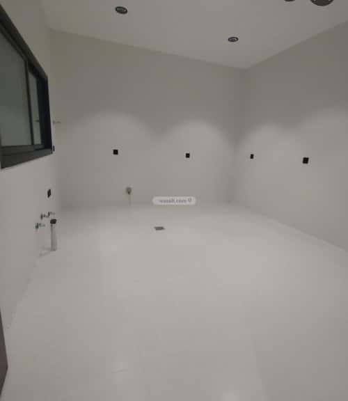 فيلا 518.3 متر مربع جنوبية شرقية على شارع 30م الإسكان، خميس مشيط