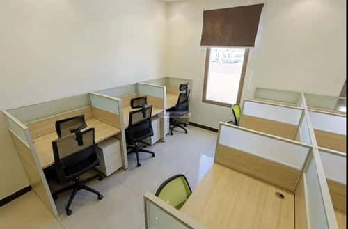 884 sqm office in Al Aridh