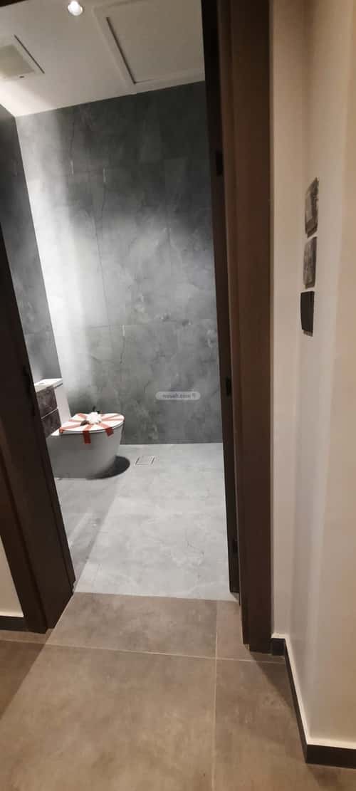 شقة  في السلامة