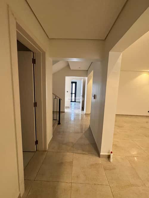 فيلا 8 غرف في النرجس