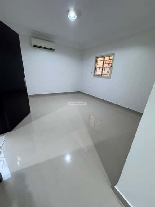 Apartment with 3 Bedrooms Al-Muanisiyah, East Riyadh, Riyadh