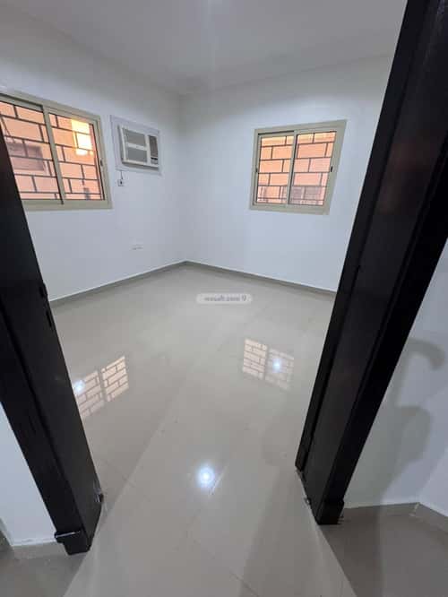 Apartment with 3 Bedrooms Al-Muanisiyah, East Riyadh, Riyadh