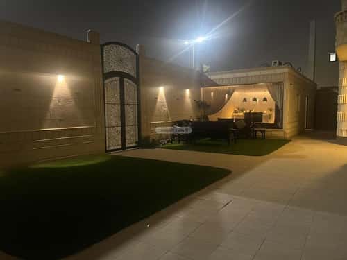 Villa 930 SQM Facing South on 30m Width Street Ar-Rawdah, East Riyadh, Riyadh