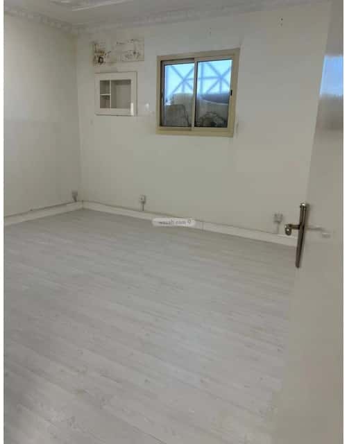 Apartment with 3 Bedrooms Al-Muanisiyah, East Riyadh, Riyadh