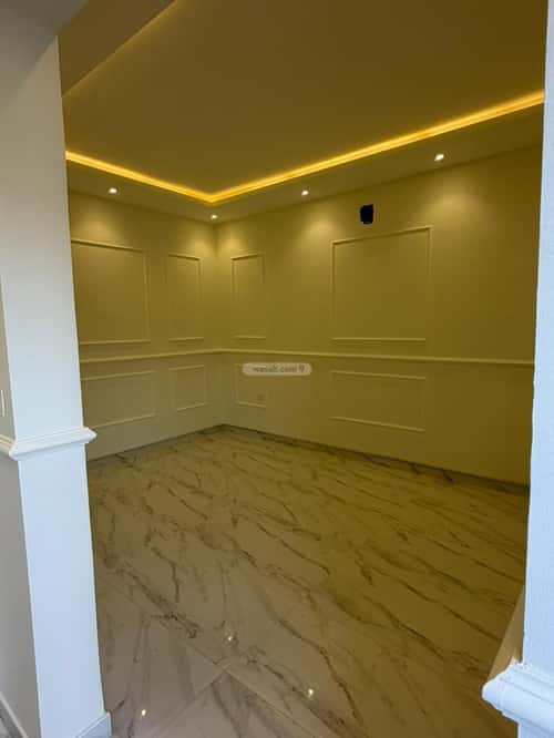 فيلا 7 غرف في ظهرة لبن