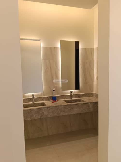 7 bedroom villa in Al Janadriyah