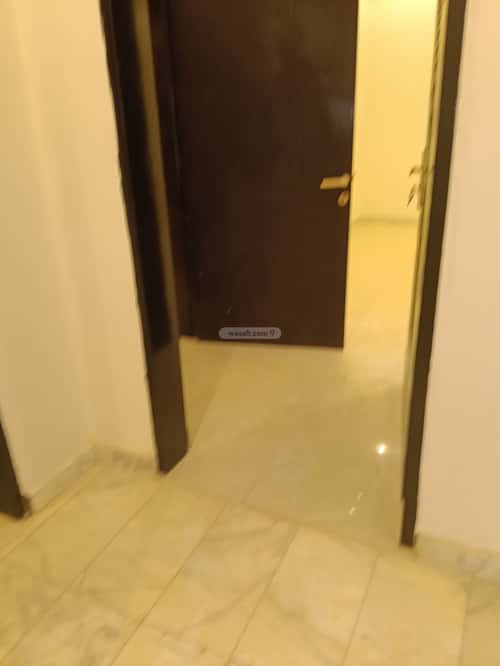 Apartment with 4 Bedrooms Al-Janadriyah, East Riyadh, Riyadh