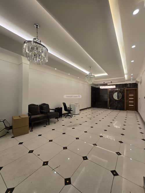 Villa 400 SQM with 3 Apartments Facing West Al Alo'Lo', North Jeddah, Jeddah