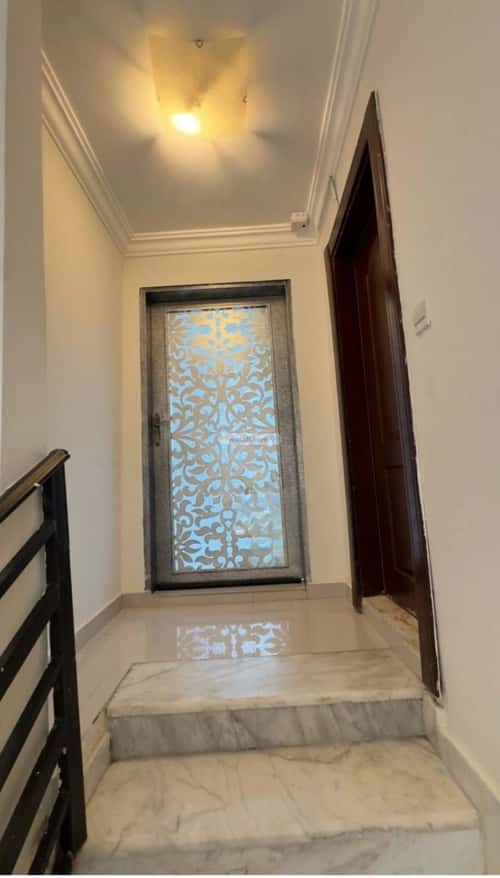 دور 300 متر مربع ب 5 غرف الوادي، شمال الرياض، الرياض