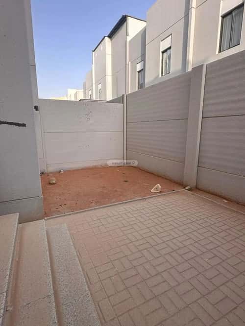 Villa 200 SQM Facing North West on 18m Width Street King Khalid Int.Airport, North Riyadh, Riyadh