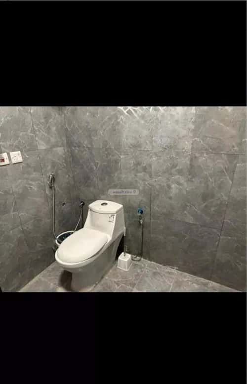 Rest House 999 SQM Facing North on 28m Width Street Ar-Rimal, East Riyadh, Riyadh