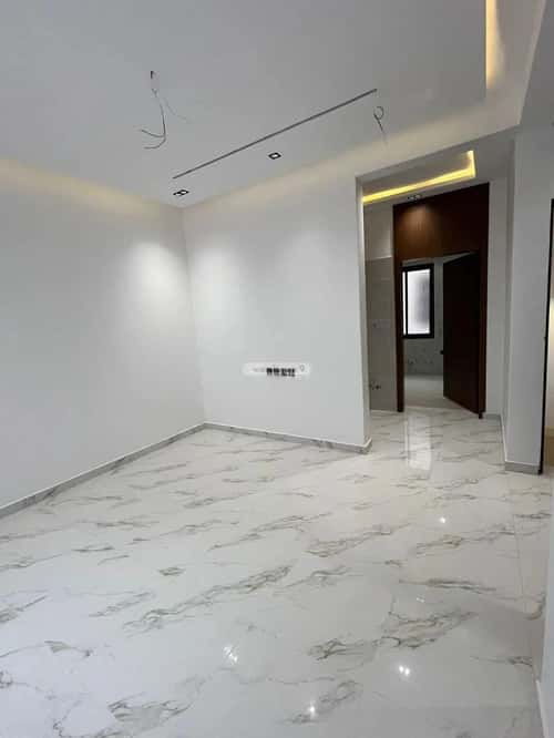 فيلا 270 متر مربع جنوبية شرقية على شارع 15م الندوة، شرق الرياض، الرياض