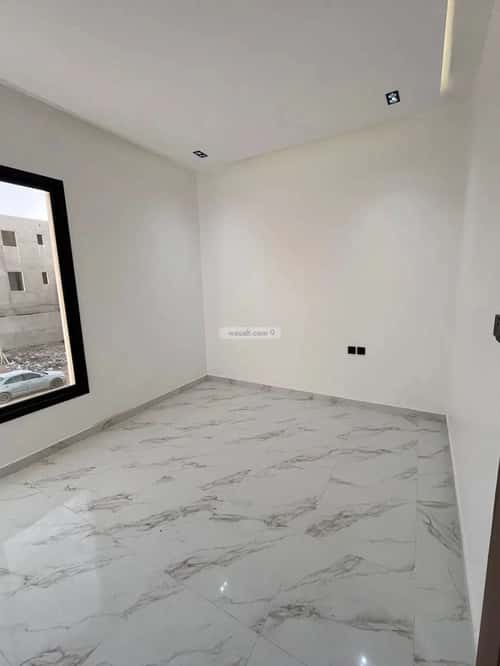 فيلا 270 متر مربع جنوبية شرقية على شارع 15م الندوة، شرق الرياض، الرياض