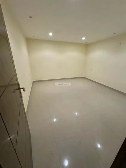 Villa 250 SQM Facing South with 6 Bedrooms Al-Quds, East Riyadh, Riyadh