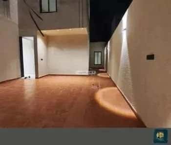 8 bedroom villa in Al Janadriyah