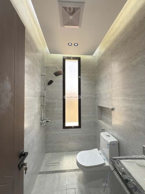 شقة  في الروضة